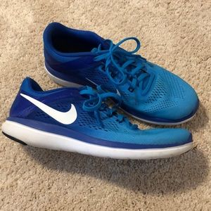 Nike Flex Run